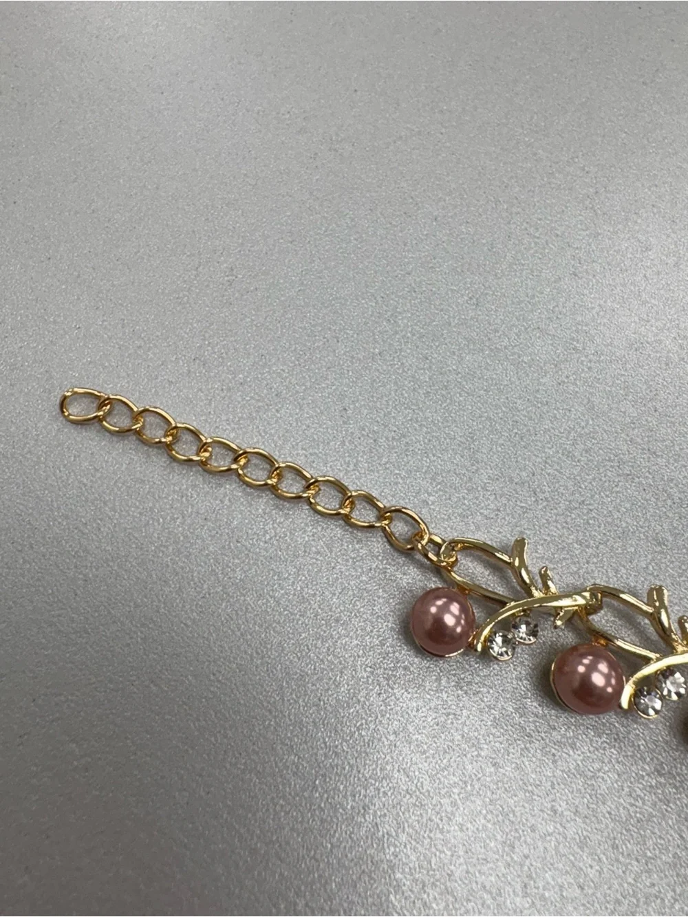 Vintage Gold Tone Leaf Vine Link Bracelet Pink Faux Pearl Rhinestone Adjustable
